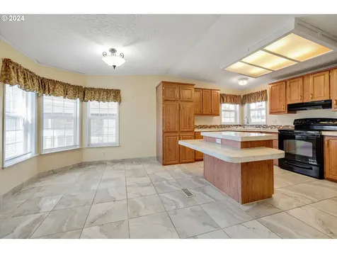 1311 Settlers Loop Forest Grove OR 97116