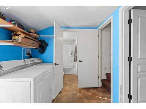 425 NW 3rd Avenue Canby OR 97013