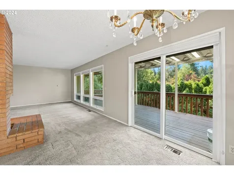 16904 Greentree Avenue Lake Oswego OR 97034