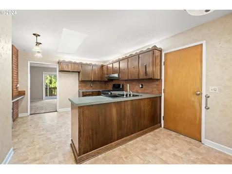 16904 Greentree Avenue Lake Oswego OR 97034