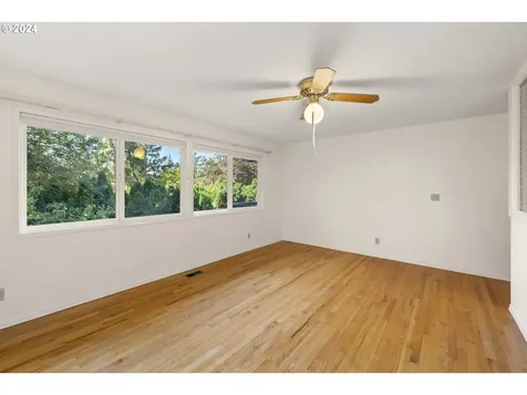 16904 Greentree Avenue Lake Oswego OR 97034