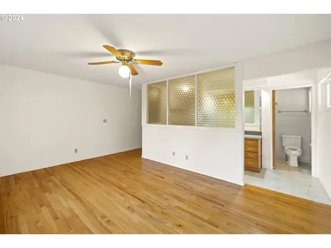 16904 Greentree Avenue Lake Oswego OR 97034