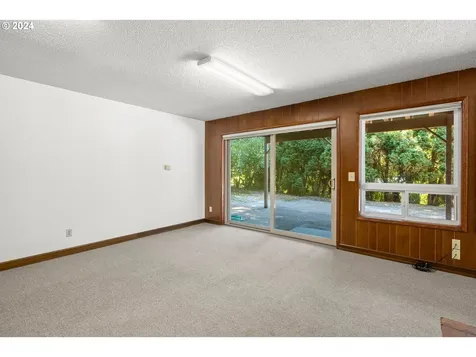 16904 Greentree Avenue Lake Oswego OR 97034