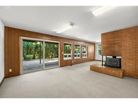 16904 Greentree Avenue Lake Oswego OR 97034