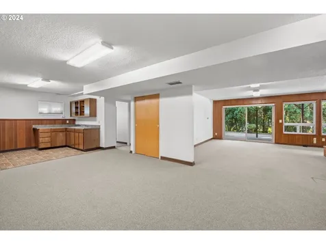16904 Greentree Avenue Lake Oswego OR 97034