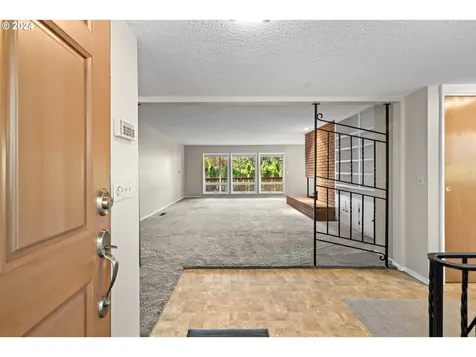 16904 Greentree Avenue Lake Oswego OR 97034