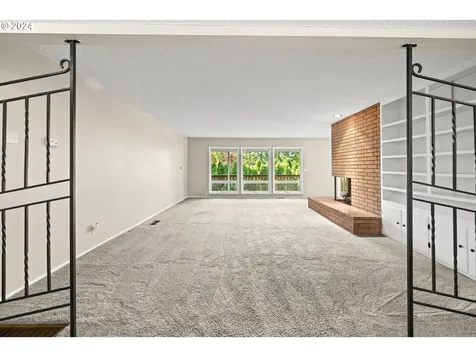 16904 Greentree Avenue Lake Oswego OR 97034