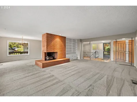 16904 Greentree Avenue Lake Oswego OR 97034