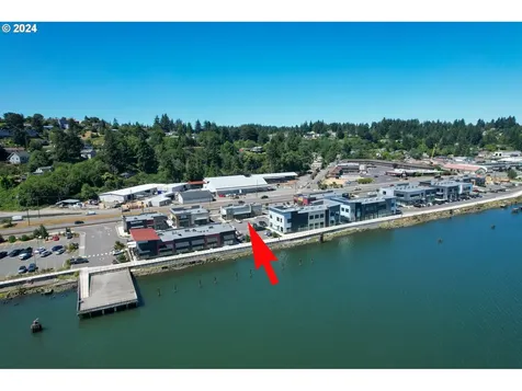 1270 N Bayshore Drive Coos Bay OR 97420