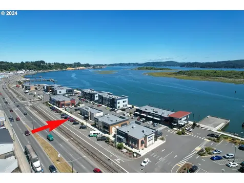 1270 N Bayshore Drive Coos Bay OR 97420