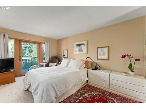 1873 S Palatine Hill Road Portland OR 97219