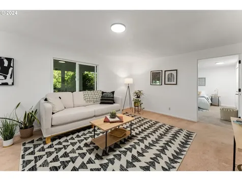 1873 S Palatine Hill Road Portland OR 97219