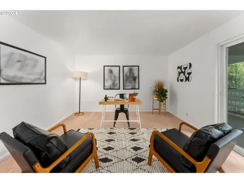 1873 S Palatine Hill Road Portland OR 97219