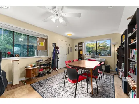 1873 S Palatine Hill Road Portland OR 97219
