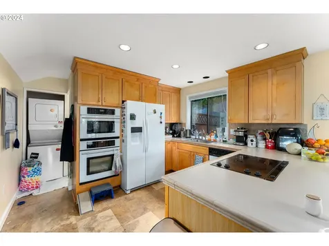 1873 S Palatine Hill Road Portland OR 97219