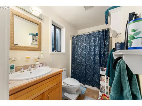 1873 S Palatine Hill Road Portland OR 97219