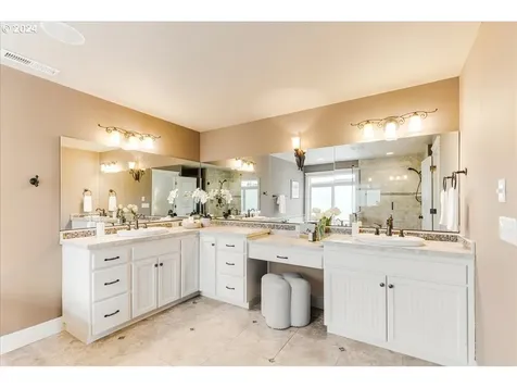 10354 Sw Koso Street Tualatin OR 97062