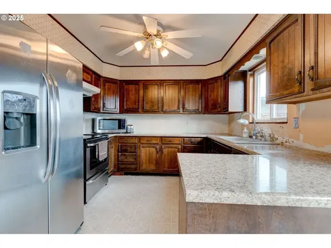 13330 SW Oakwood Street Beaverton OR 97005