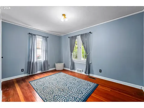 541 SW Clay Street Dallas OR 97338