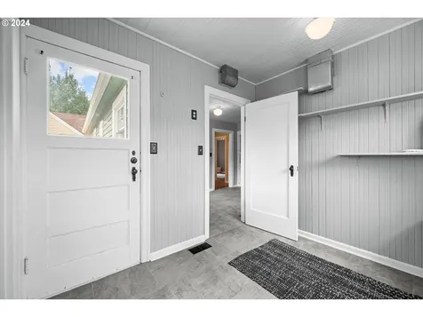 541 SW Clay Street Dallas OR 97338