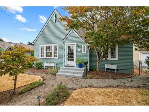 541 SW Clay Street Dallas OR 97338