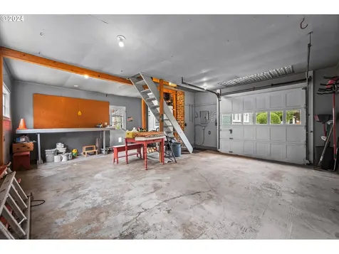 541 SW Clay Street Dallas OR 97338
