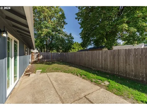 17023 SE Stephens Street Portland OR 97233