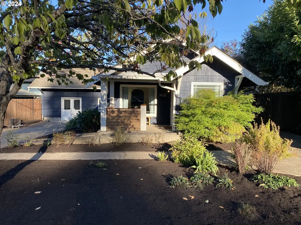 2971 Portland Street Eugene OR 97405