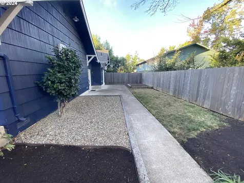 2971 Portland Street Eugene OR 97405