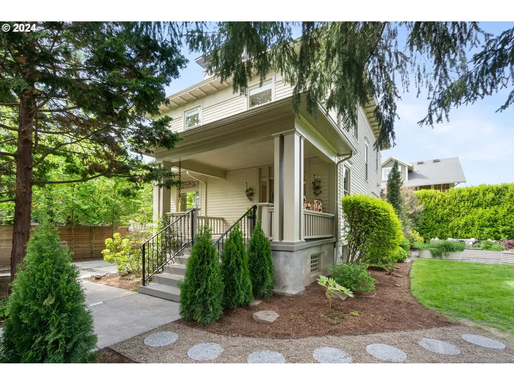 2207 Ne Tillamook Street Portland OR 97212