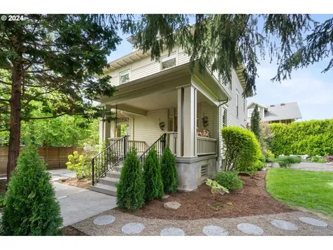 2207 Ne Tillamook Street Portland OR 97212