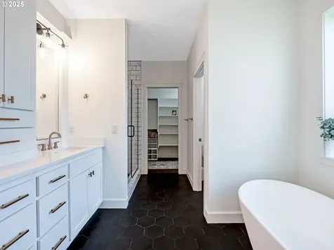 4412 NW 122nd Street Vancouver WA 98685