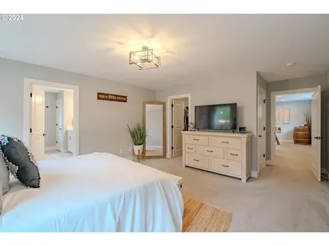 105 S 39th Drive Ridgefield WA 98642