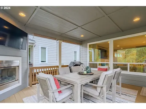 105 S 39th Drive Ridgefield WA 98642