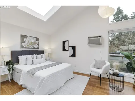 448 SW 121st Place Portland OR 97225