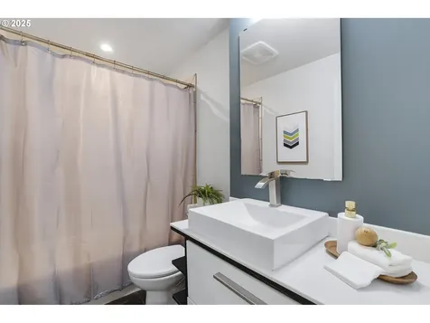448 SW 121st Place Portland OR 97225