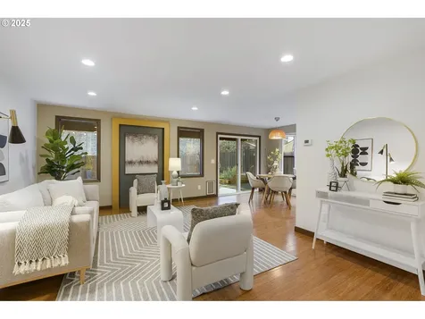 448 SW 121st Place Portland OR 97225