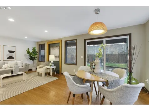 448 SW 121st Place Portland OR 97225