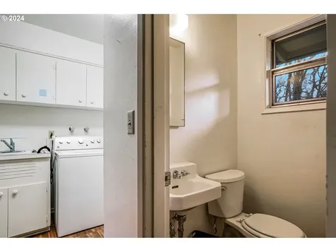 125 Cherry Street Silverton OR 97381