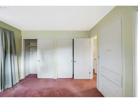 125 Cherry Street Silverton OR 97381