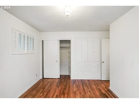 125 Cherry Street Silverton OR 97381