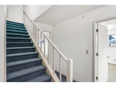 125 Cherry Street Silverton OR 97381