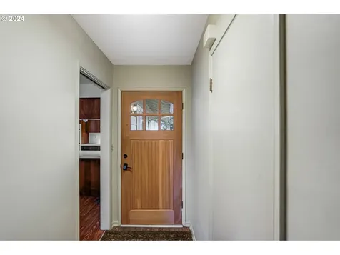 125 Cherry Street Silverton OR 97381
