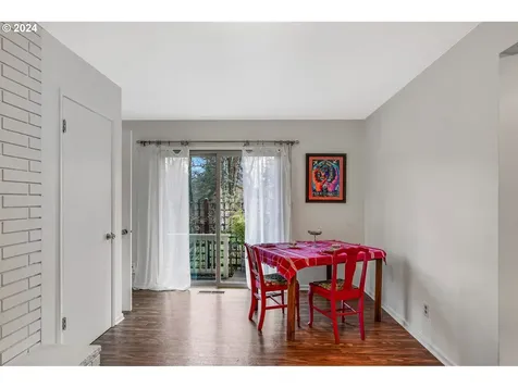 125 Cherry Street Silverton OR 97381