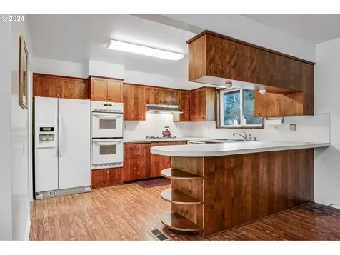 125 Cherry Street Silverton OR 97381