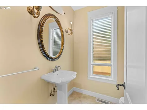 2605 NW 127th Street Vancouver WA 98685