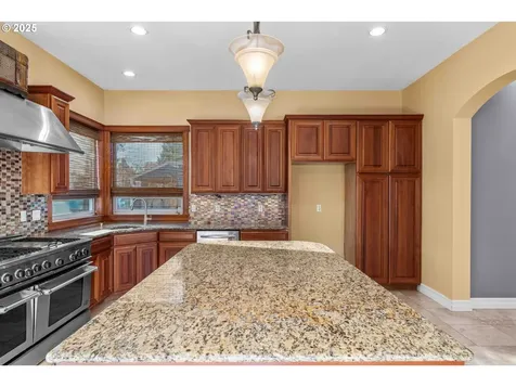2605 NW 127th Street Vancouver WA 98685