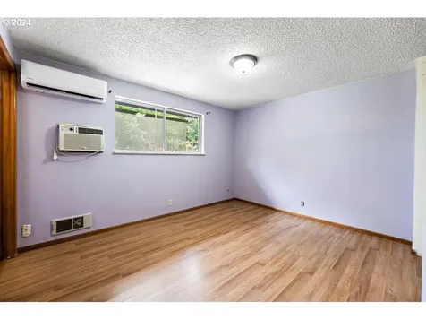 1304 Ne 122nd Avenue Vancouver WA 98684