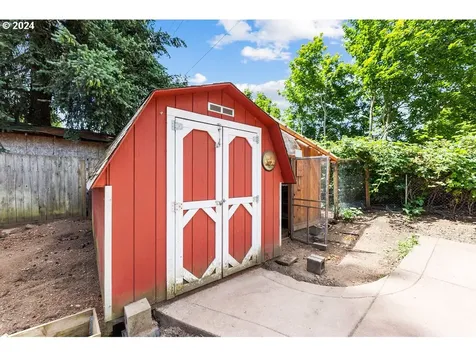 1304 Ne 122nd Avenue Vancouver WA 98684