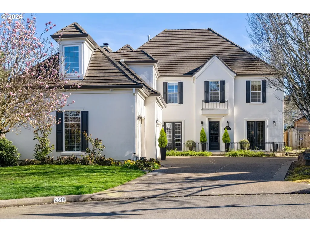 2316 Oakhurst Lane Lake Oswego OR 97034